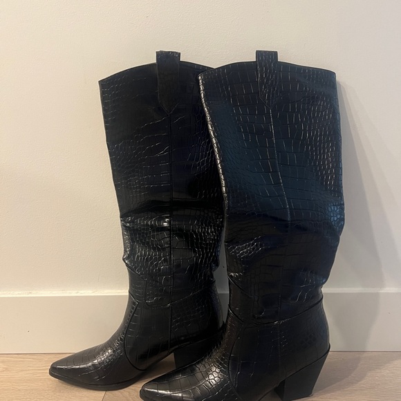 Princess Polly Riley Black Boots - Picture 3 of 4